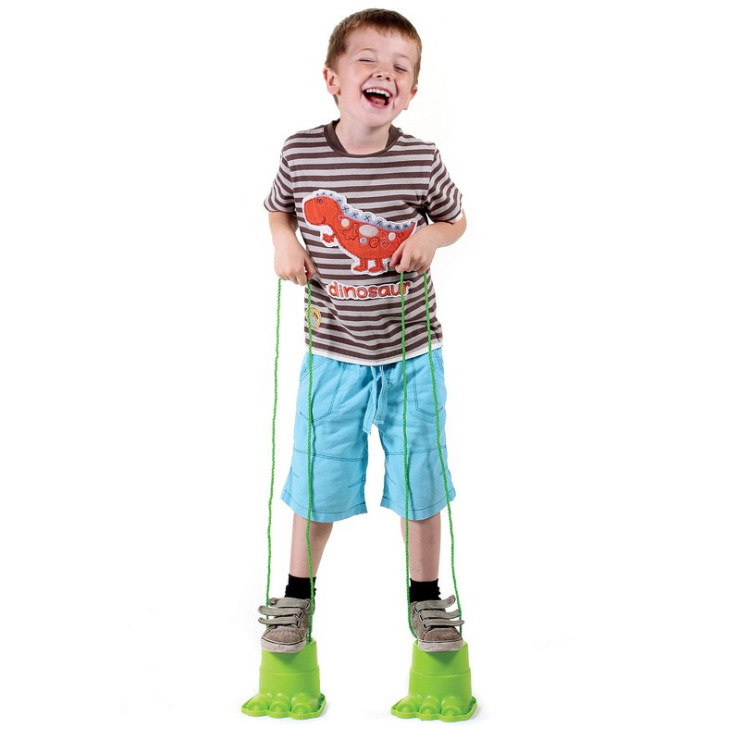 MONSTER FEET