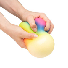 SCRUNCHEMS SUPER RAINBOW SQUISH - TĘCZOWA PIŁKA GNIOTEK 2